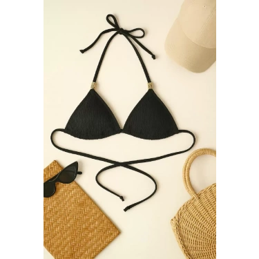 Kadın Siyah Pedli Üçgen Bikini Üstü Halter Bağlamalı Aksesuarlı