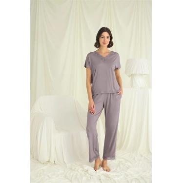 Kısa Kollu V Yakalı Dantelli Pijama Takımı