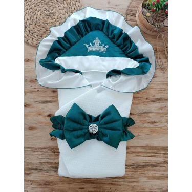 Yenidoğan Mehtap Lüks Kelebek Taç Nakışlı Bebek Battaniyesi Kundak Zümrüt Yeşili