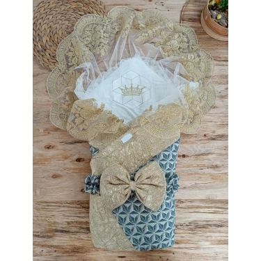 Yenidoğan Ultralüks Piramit Desenli Güpürlü Bebek Battaniyesi Kundak Gold