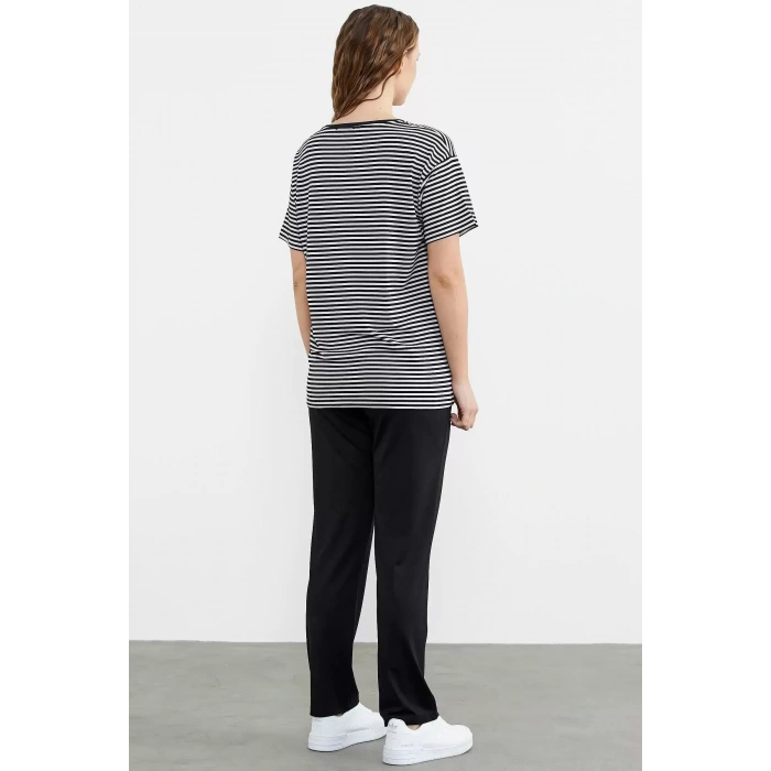 Sementa 76324 Sıfır Yaka Nakış Detaylı Çizgili Penye Takım