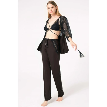 Dantelli Sabahlık Balensiz Desteksiz Dolgusuz Yaka Detaylı Sütyen Ve Pantolon Pijama 3lü Takım