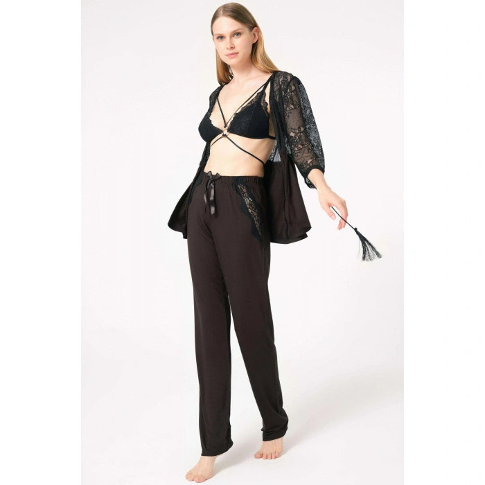 Dantelli Sabahlık Balensiz Desteksiz Dolgusuz Yaka Detaylı Sütyen Ve Pantolon Pijama 3lü Takım