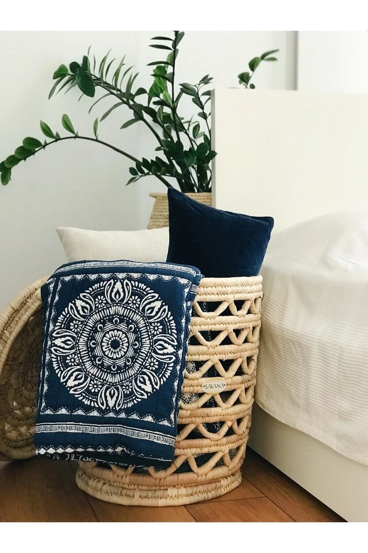 Vervain Hasır Sepet (ÇAP 50CM X YÜKSEKLİK 50 CM)