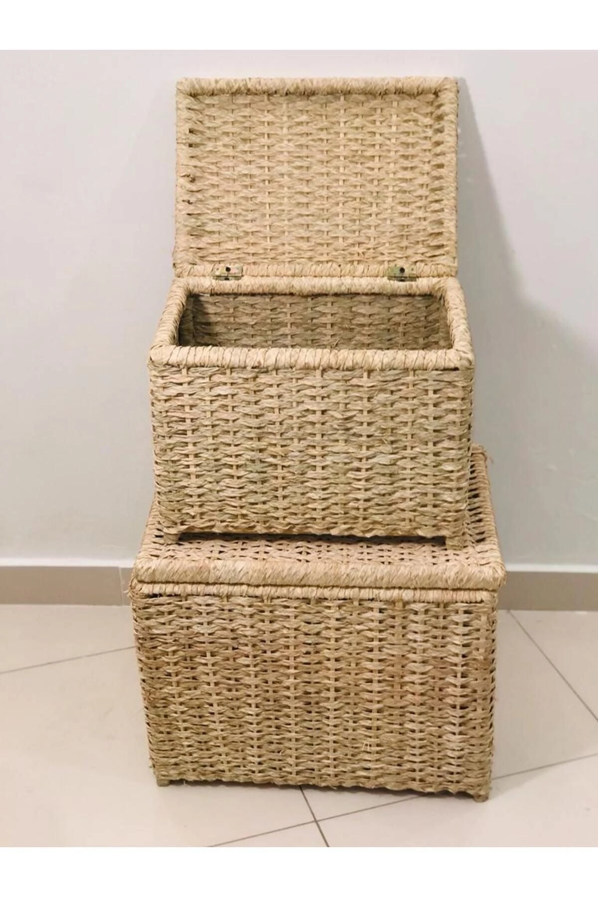 Sativus Ahşap Ve Hasır Sehpa 2li Set (KAPAKLI SANDIK/DÜZENLEYİCİ/OYUNCAK SEPETİ) Genişlik 55ve45 Cm