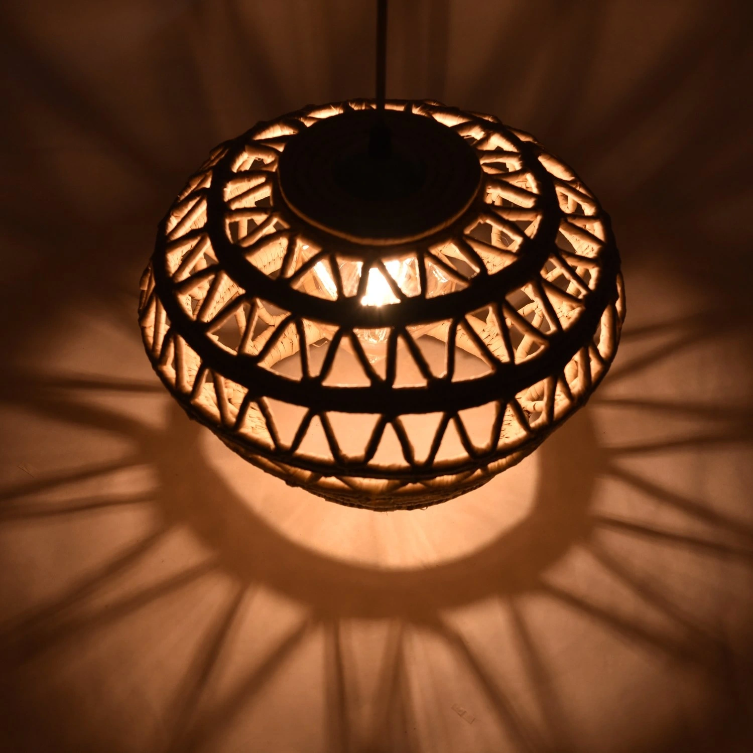 Calla Hasır Tavan Aydınlatma