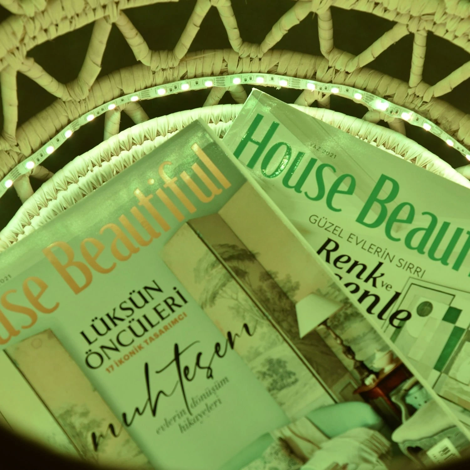 Capensis hasır Led sehpa