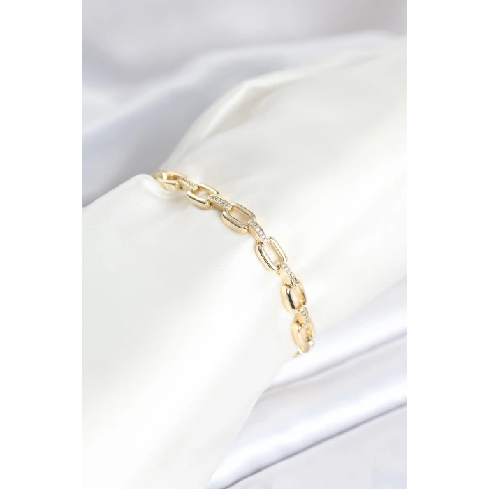 Pirinç Gold Renk Kare Zincir Model Zirkon Taşlı Kadın Bileklik