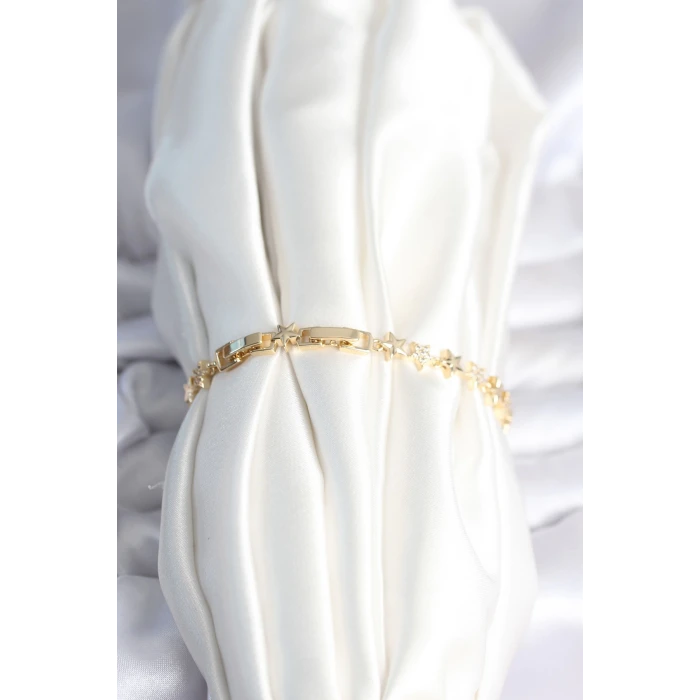 Pirinç Gold Renk Yıldız Model Kadın Bileklik