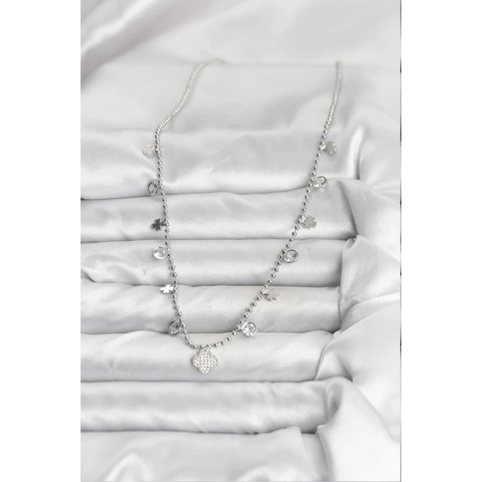 Pirinç Gümüş Renk Yonca Model Kadın Kolye