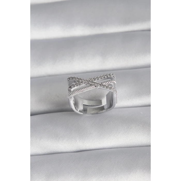 Pirinç Gümüş Renk Zirkon Taş Detay Kadın Yüzük