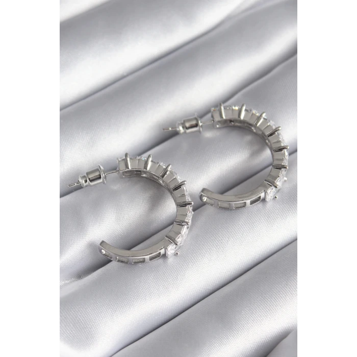 Pirinç Gümüş Renk Zirkon Taşlı Halka Model Kadın Küpe