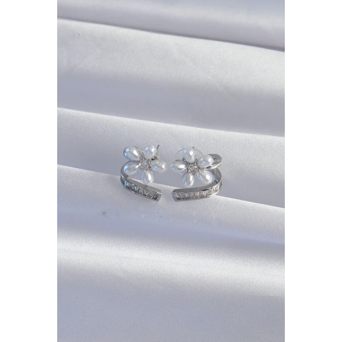 Pirinç Gümüş Renk Zirkon Taşlı Kıvrımlı İnci Çiçek Küpe