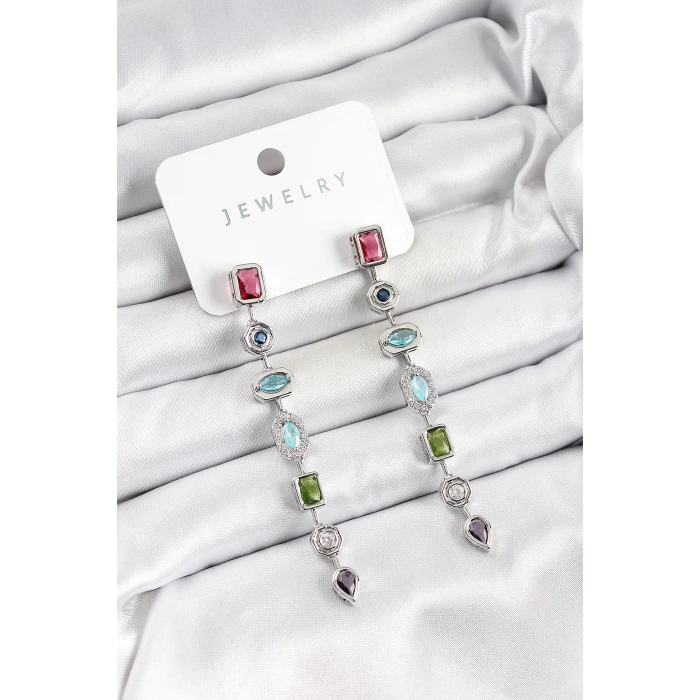 Pirinç Renkli Zirkon Taşlı Sallantılı Model Gümüş Renk Kadın Küpe