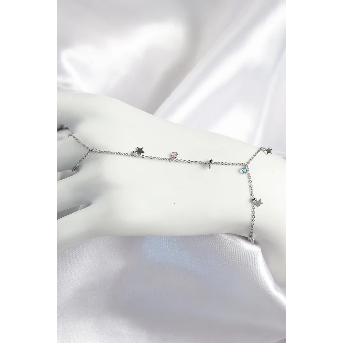 Pirinç Renkli Zirkon Taşlı Sallantılı Yıldızlı Model Gümüş Renk Kadın Şahmeran