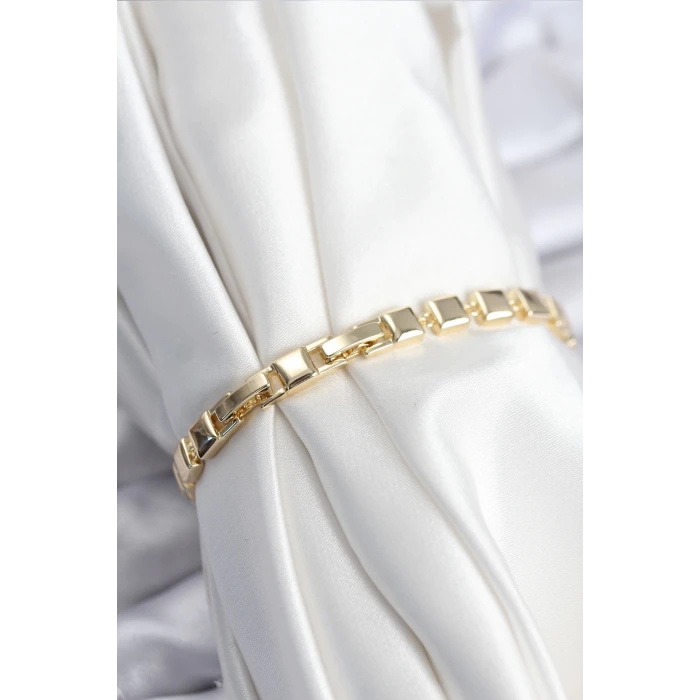 Pirinç VIP Seri Gold Renk Zirkon Taşlı Model Kadın Bileklik