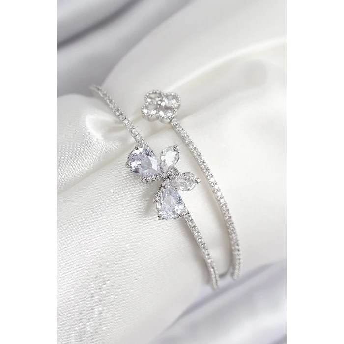 Pirinç Zirkon Taşlı Kelebek Ve Yonca Model Gümüş Renk Kadın Bileklik