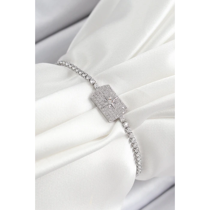 Pirinç Zirkon Taşlı Kutup Yıldızı Model Gümüş Renk Asansörlü Kadın Bileklik