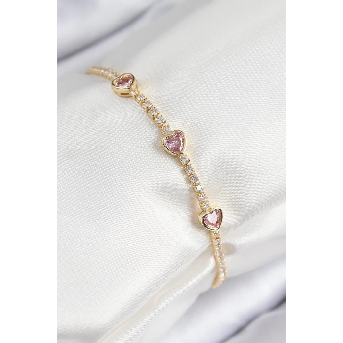 Pirinç Zirkon Taşlı Pembe Kalp Model Gold Renk Kadın Bileklik