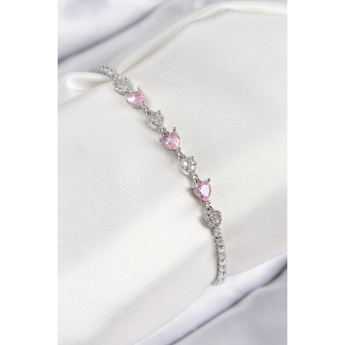 Pirinç Zirkon Taşlı Pembe Kalp Model Gümüş Renk Kadın Bileklik
