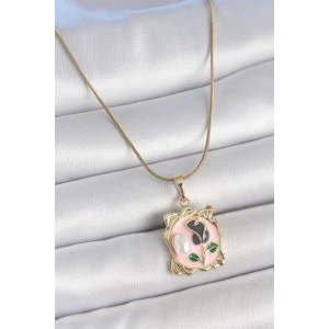 316L Çelik Gold Renk Zincir Pembe Mineli Çiçek İşlemli İnci Detay Portre Model Kadın Kolye