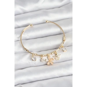 Çiçek ve Kelebek Charmlı Gold Renk Pirinç Kadın Bileklik