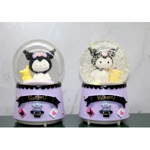 Kuromi Işıklı Müzikli Kar Küresi Orta Boy Alk3044