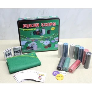 Metal Kutulu 500 Chip Ve 2 Adet İskambil  Kağit Setine Sahip Poker Oyunu Alk3540