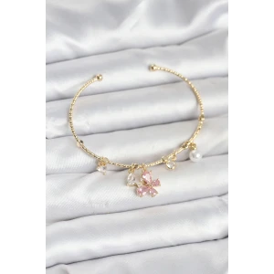 Pembe Kelebek Charmlı Gold Renk Kadın Bileklik