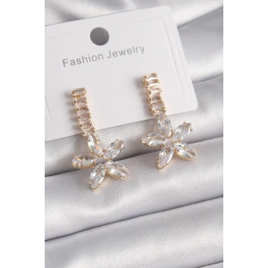 Pirinç Gold Renk Su Yolu Zirkon Taşlı Çiçek Model Kadın Küpe