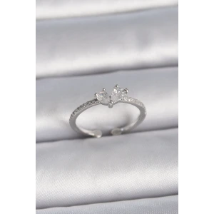 Pirinç Gümüş Renk Ayaralanabilir Zirkon Taşlı Kalp Model Kadın Yüzük