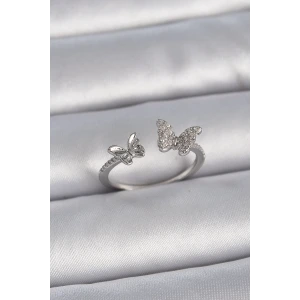 Pirinç Gümüş Renk Ayarlanabilir Zirkon Taşlı Kelebek Model Kadın Yüzük