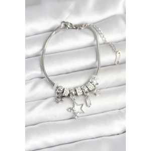 Pirinç Gümüş Renk Yıldız Charmlı Kadın Bileklik