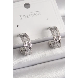 Pirinç Gümüş Renk Zirkon Taşlı İşleme Detay Halka Model Kadın Küpe