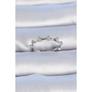 Pirinç Gümüş Renk Zirkon Taşlı Kadın Yüzük