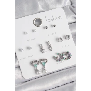 Pirinç Gümüş Renk Zirkon Taşlı Sallantılı Kalp Model Çiçek Detay 7 Çift Kadın Küpe Seti