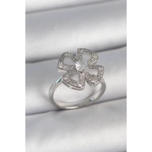 Pirinç Gümüş Renk Zirkon Taşlı Yonca Model Ayarlanabilir Kadın Yüzük