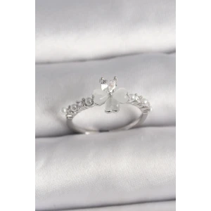 Pirinç Gümüş Renk Zirkon Taşlı Yonca Model İnci Detay Ayarlanabilir Yüzük