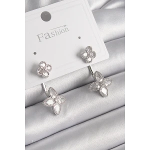 Pirinç Gümüş Renk Zirkon Taşlı Yonca Model Kadın Küpe