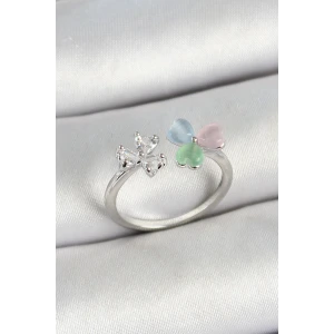 Pirinç Kalp Figürlü Zirkon Taşlı Gümüş Renk Ayarlanabilir Kadın Yüzük