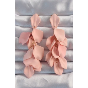 Pirinç Pudra Renk Sallantılı Yaprak Model Küpe