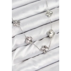 Pirinç VIP Yonca Model Gümüş Renk Kadın Kolye