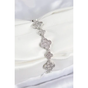 Pirinç Zirkon Taşlı Yonca Model Gümüş Renk VIP Seri Kadın Bileklik