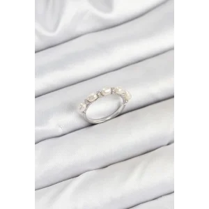 Pirinç Gümüş Renk Sıralı İncili Kadın Yüzük