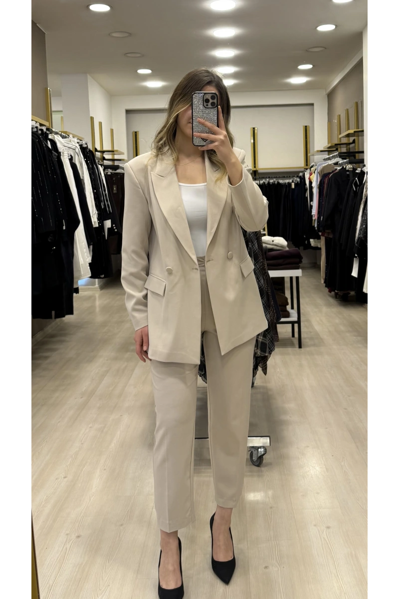 Merry Kruvaze Yaka Blazer İkili Takım