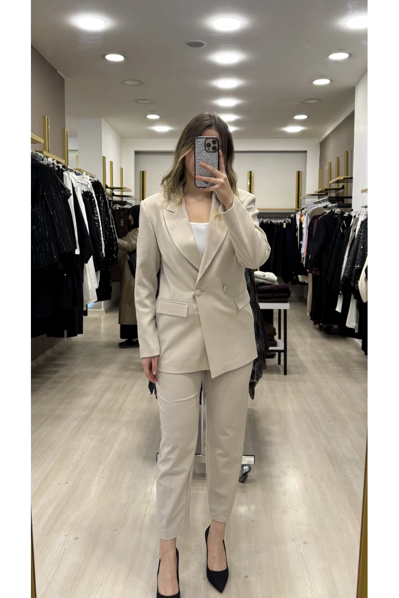 Merry Kruvaze Yaka Blazer İkili Takım