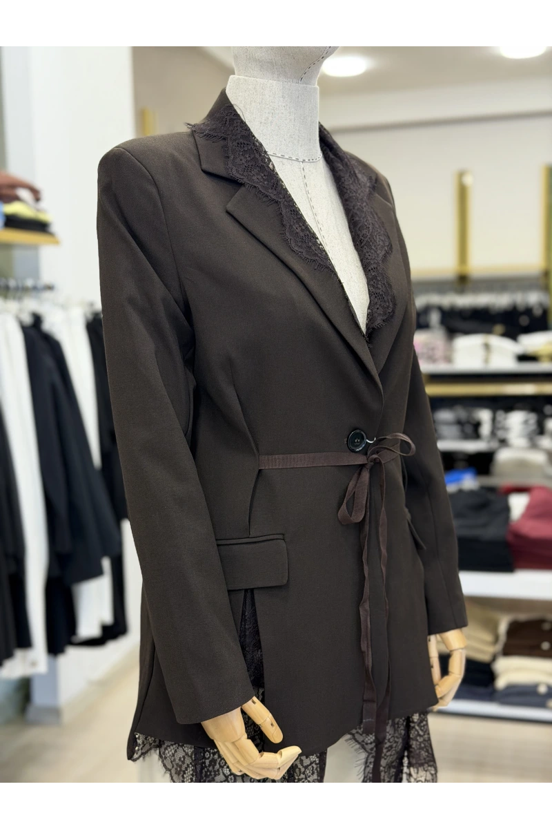 Orjinal Model Dantel Detaylı Premium Ceket