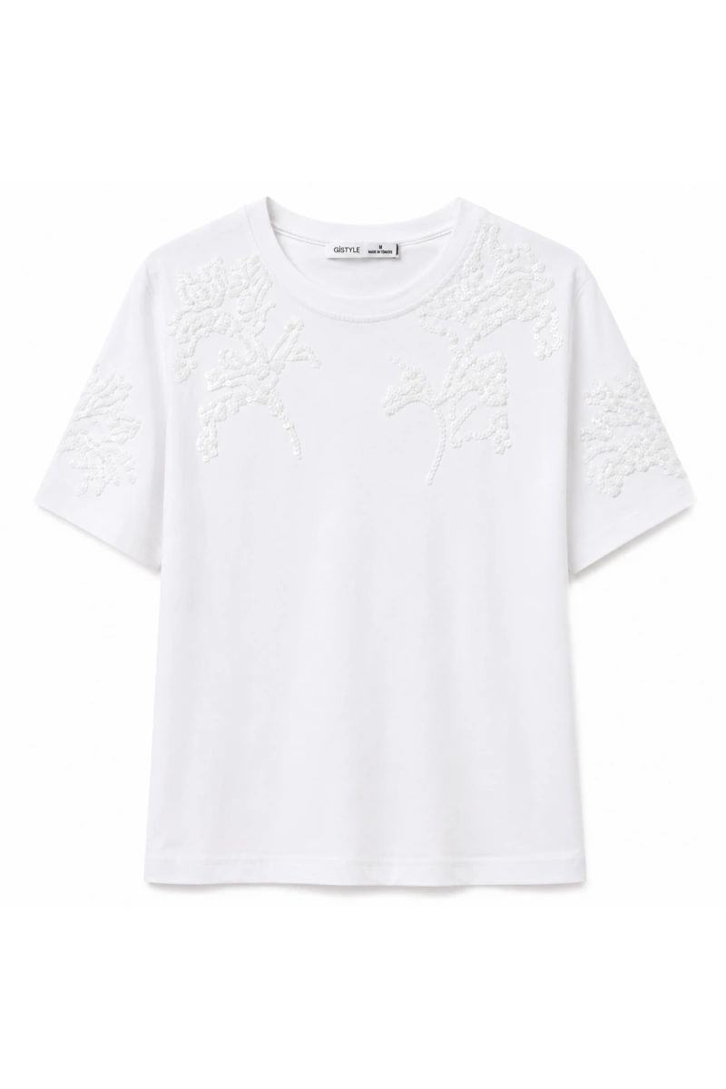 Çiçek Desenli Payet İşlemeli T-Shirt