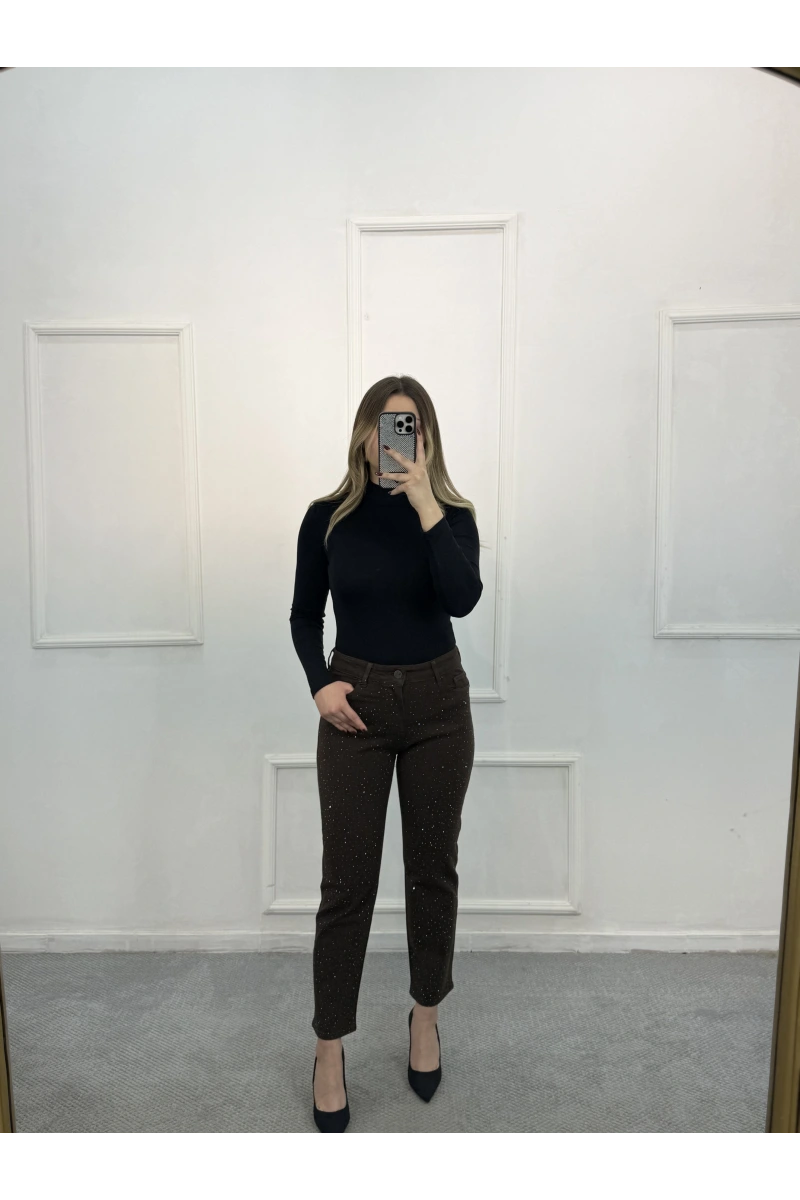 Jast Likralı Dökme Taşlı Mom Jean