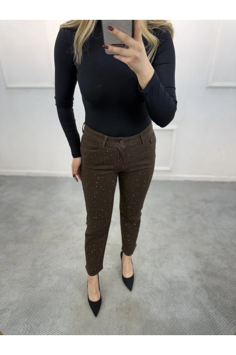 Jast Likralı Dökme Taşlı Mom Jean